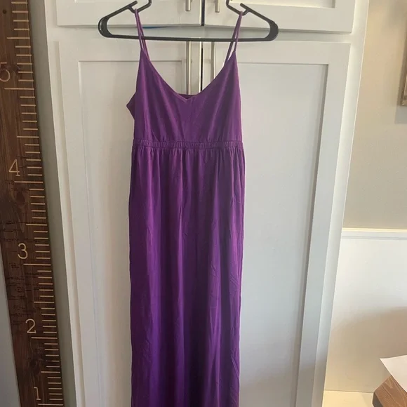 old navy purple maxi dress Old navy purple maxi dress